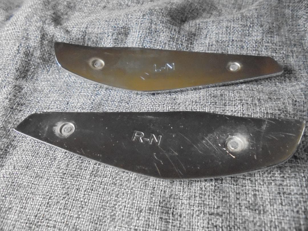 HARLEY-DAVIDSON 　FLDスイッチバック　エンブレム 左右