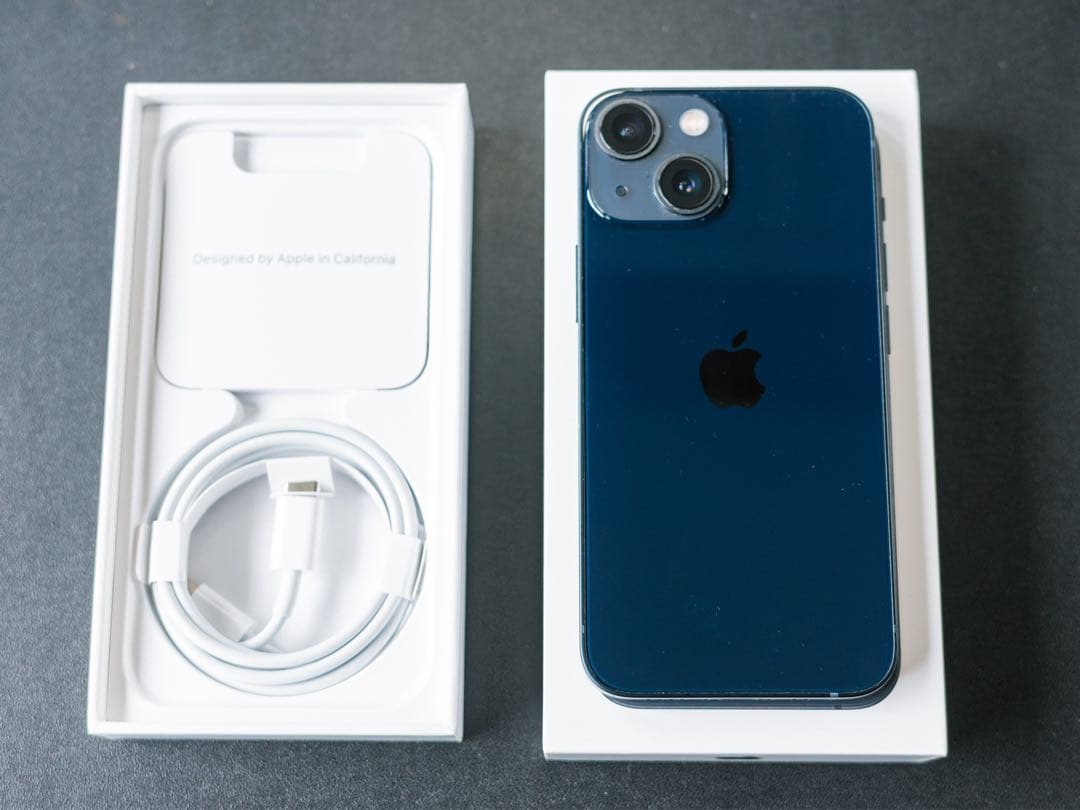 iPhone 13 mini 256GB ミッドナイト（SIMフリー） 美品