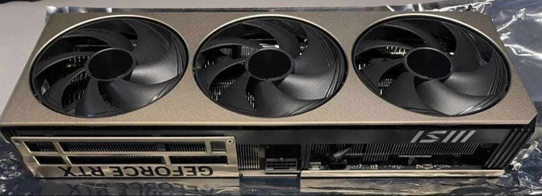 グラフィックボード・グラボ・ビデオカード MSI GeForce RTX 5070 INSPIRE 3X