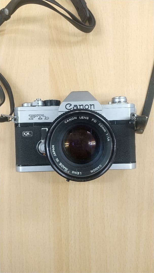キャノン　カメラ　FTb　50ｍｍレンズ