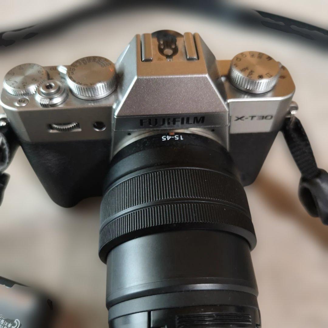 FUJIFILM X-T30 ミラーレス一眼 15-45mm