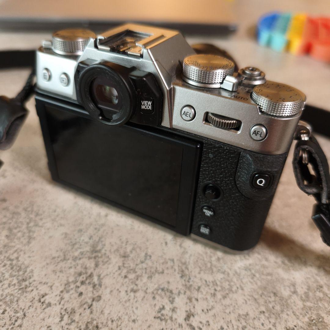 FUJIFILM X-T30 ミラーレス一眼 15-45mm