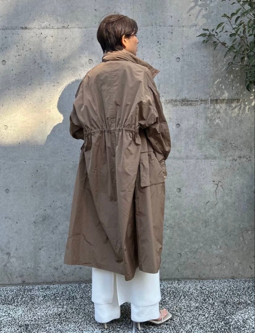 美品　Chaos カオス　プリズムライトコート　キャメル