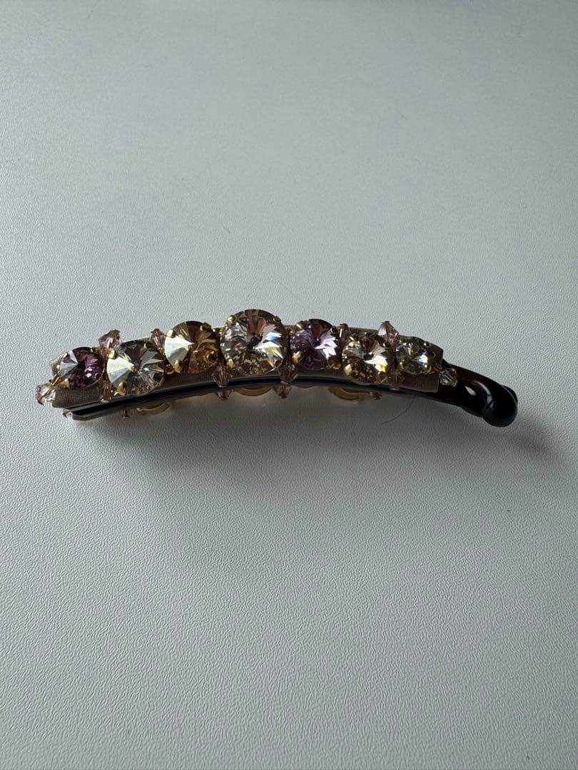 complex bis バナナクリップ　レディアリーストーン　ピンクミックス