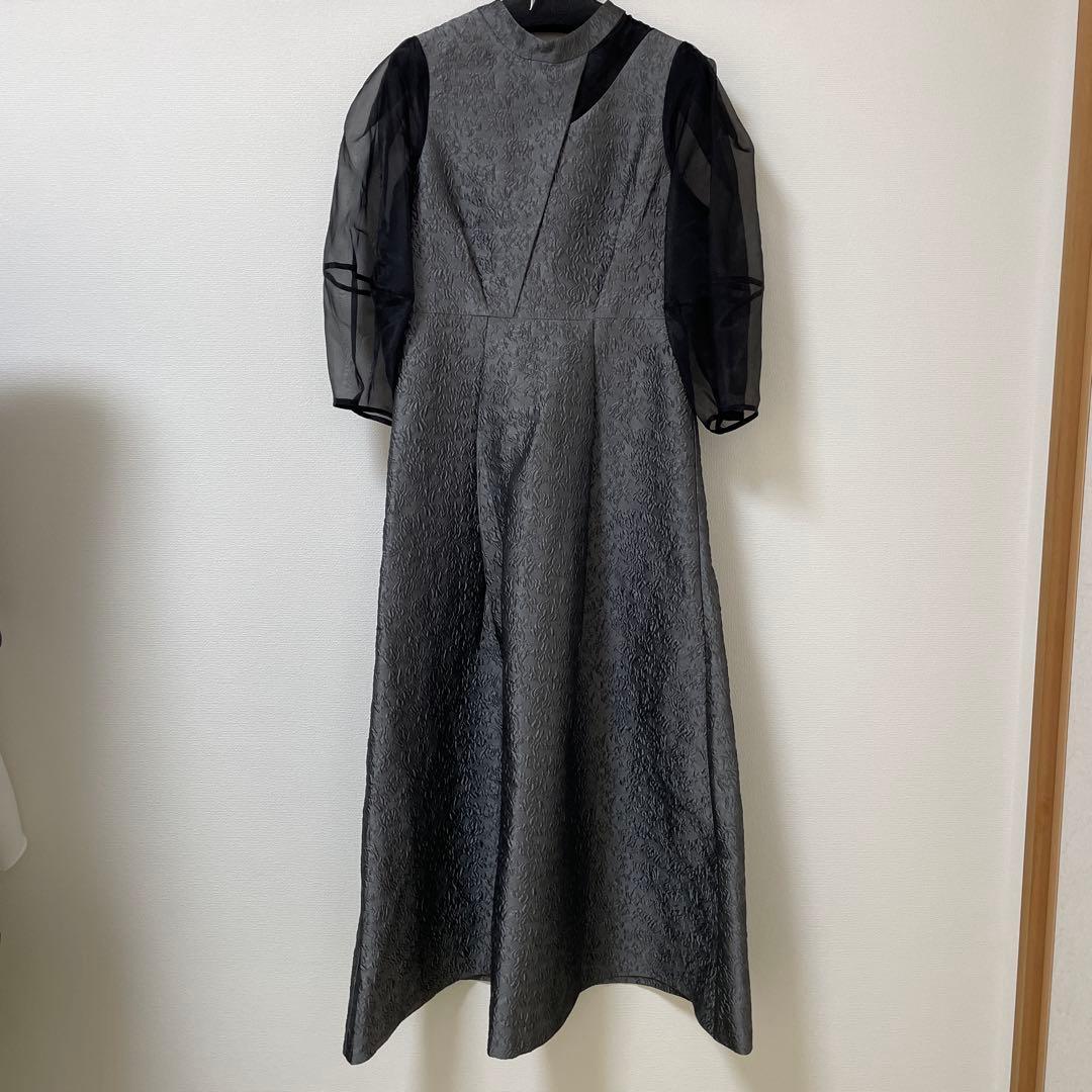 ルイルエブッティック　シアーランタンスリーブふくれジャカードドレス