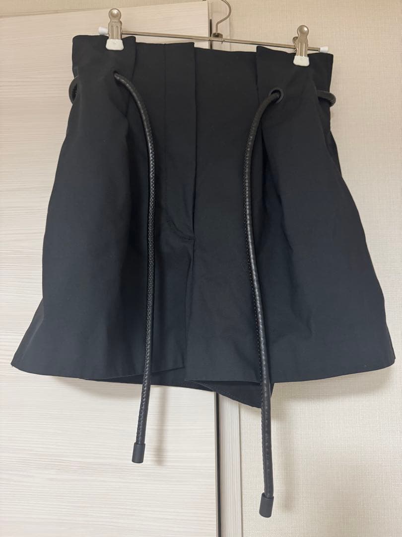 3.1 フィリップリム 黒 ショートパンツ