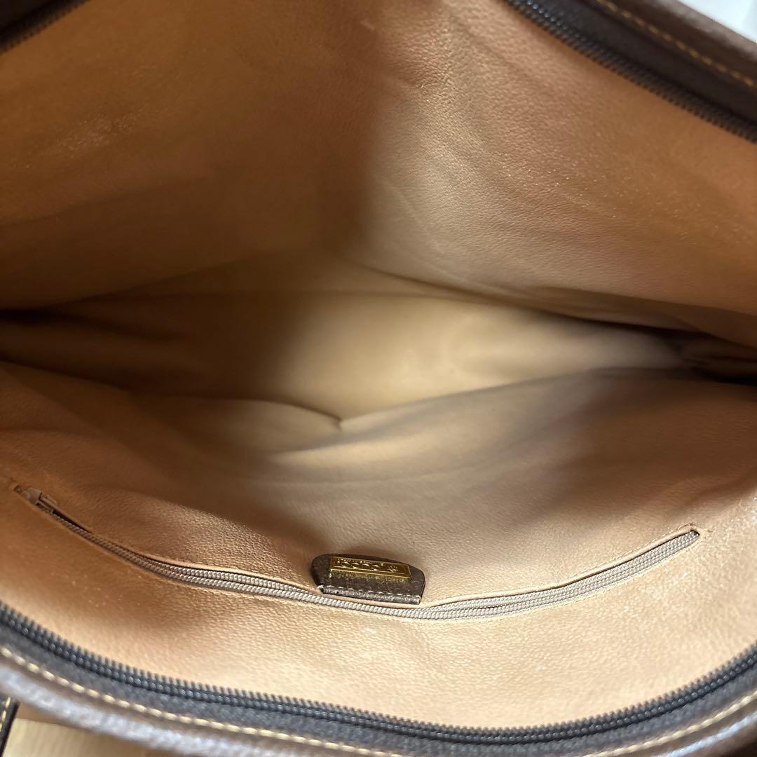 Gucci GGパターン トートバッグ　グッチ