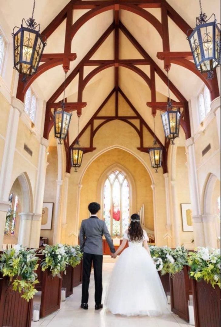 y*i様 ホワイト ウェディングドレス　9号