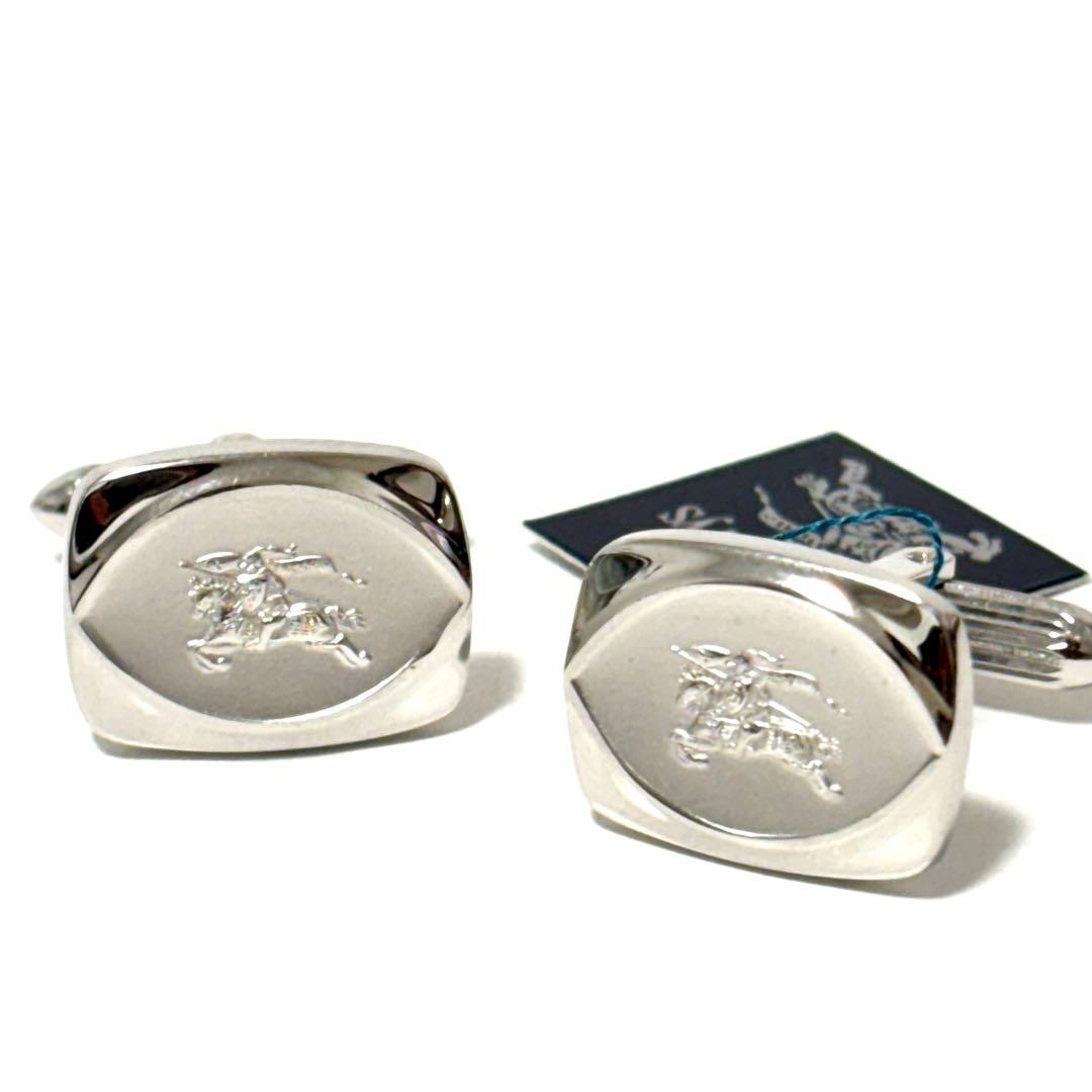 未使用・タグ付き✨箱付き！ バーバリー ネクタイピン カフス シルバー