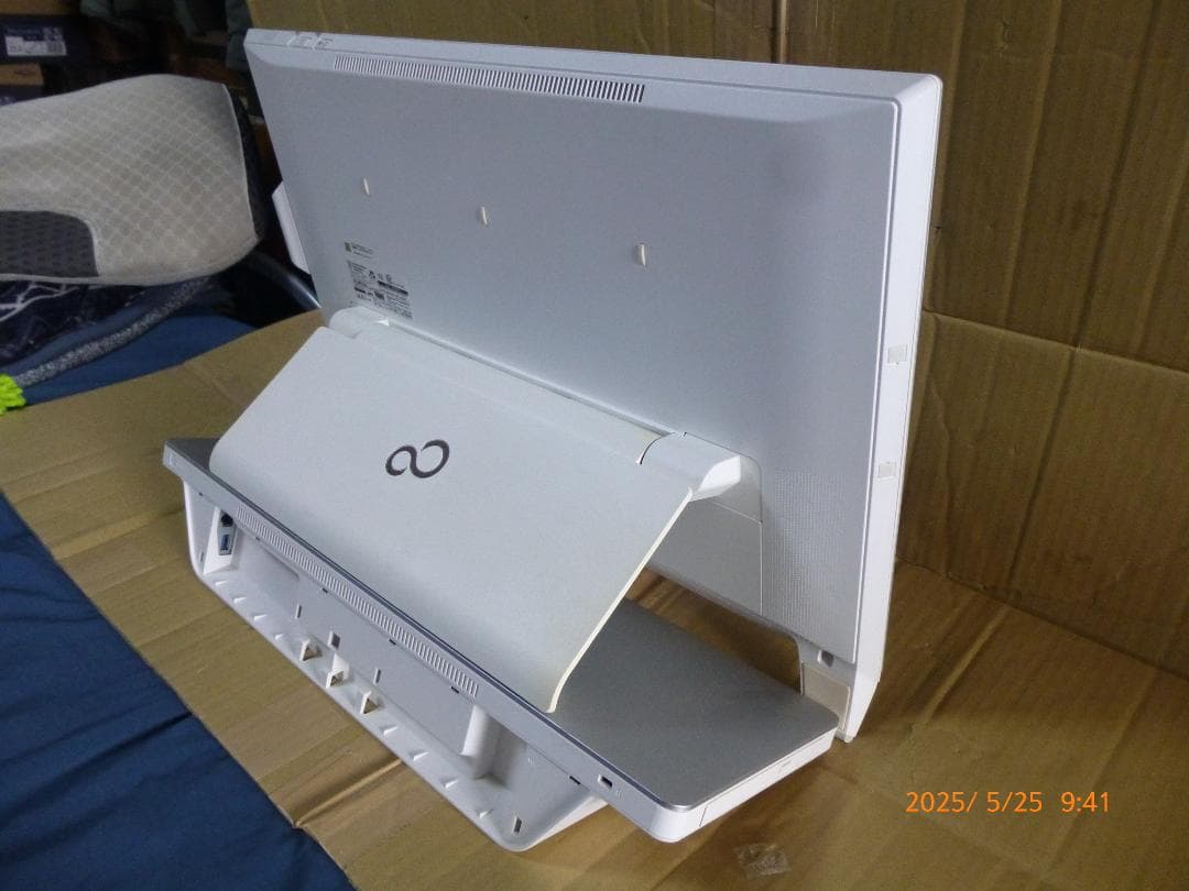 富士通　ESPRIMO WH53/S　i3→i7 HDD→SSDアップグレード