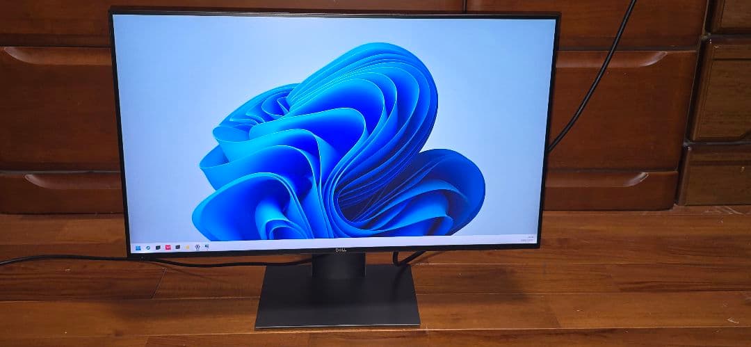 Dell モニター U2419H ①フレームレス 23.8インチ