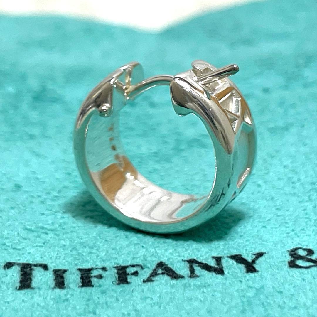 【極美品】ティファニー　アトラスフープピアス片耳　メンズ/レディース　925