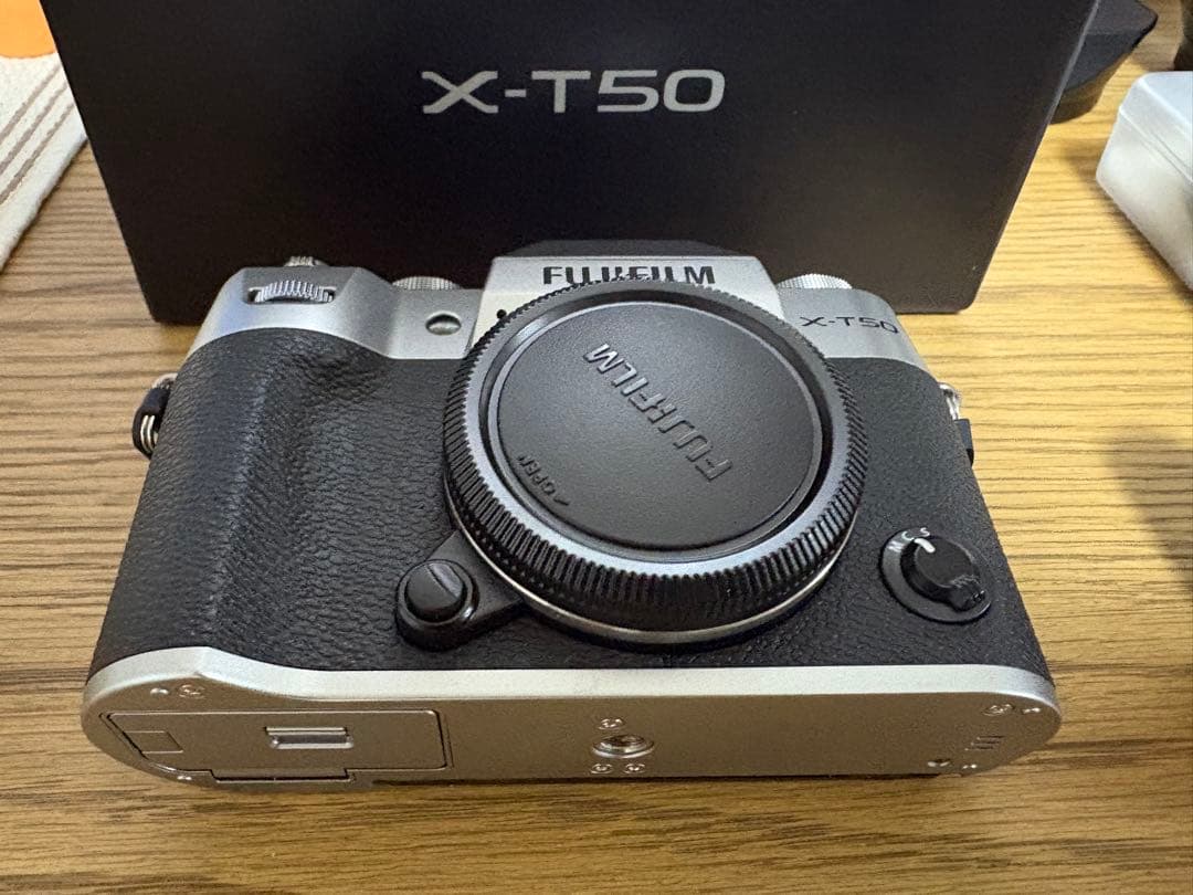 FUJIFILM (富士フィルム) X-T50 シルバー 保証書付き