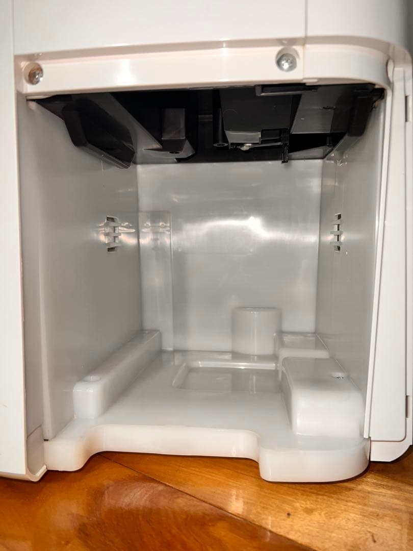 シャープ　除湿機　空気清浄機　プラズマクラスター CV-EF120