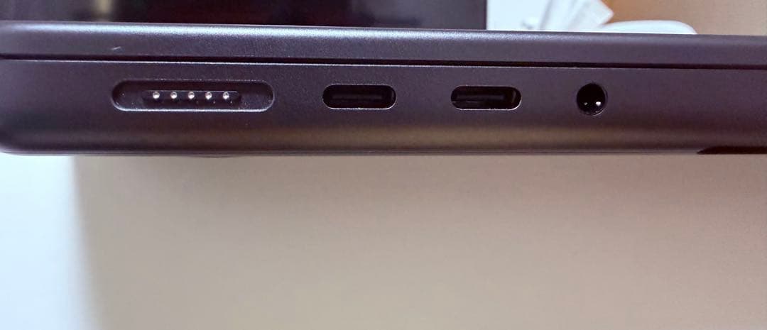 MacBook Pro 14インチ M4 16GB 512GB スペースブラック