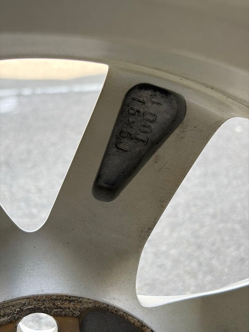 16インチ アクア 純正アルミ スタッドレス