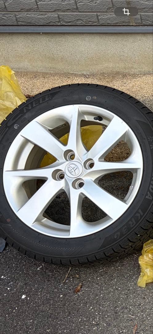 16インチ アクア 純正アルミ スタッドレス