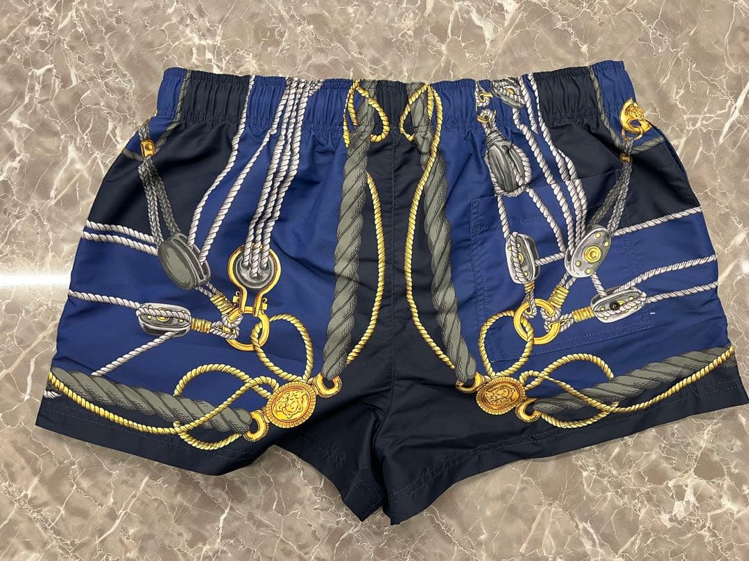 【新品未使用】VERSACE 水着 サイズ3