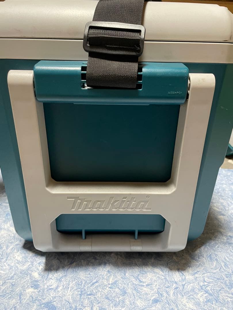 Makita LXT 冷温庫