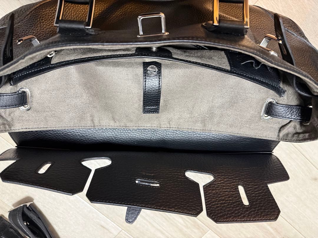 ペッレモルビダMB026A-フラップボストンバッグ(Mサイズ)ブラック