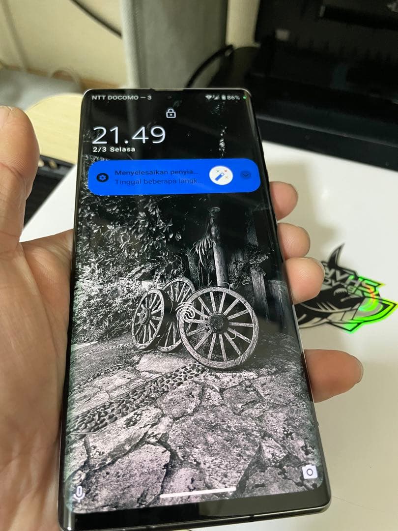 AQUOS R6 5G NTT docomo 本体 ジャンク