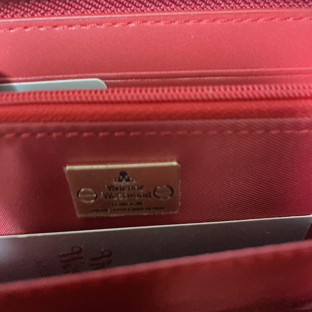 Vivienne Westwood エンボス長財布 レッド