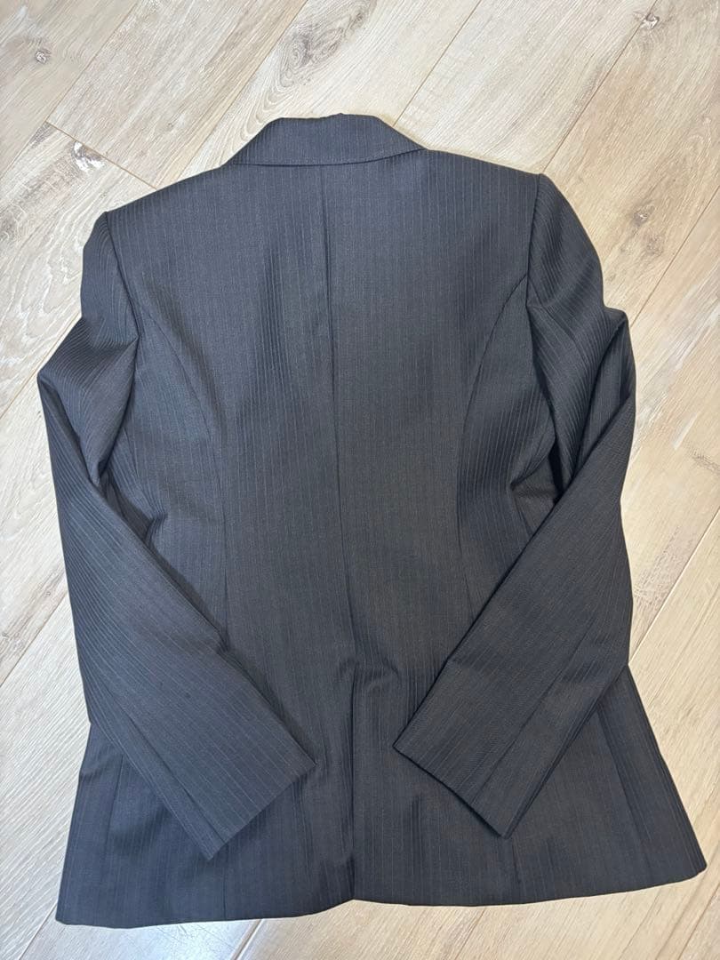 新品未使用⭐︎BURBERRY テーラードジャケット 38 ダークグレーストライプ