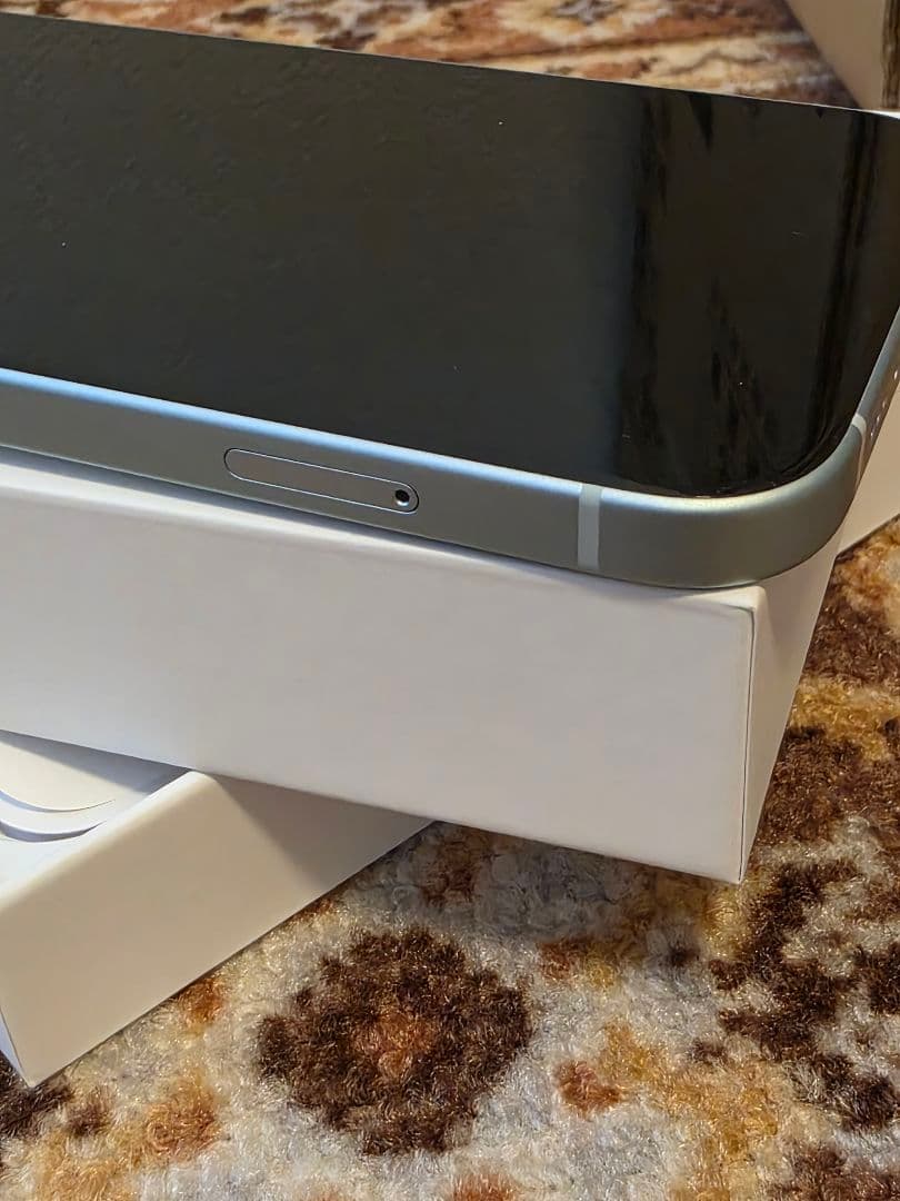 Apple iPhone15 256GB ブルー SIMフリー 美品