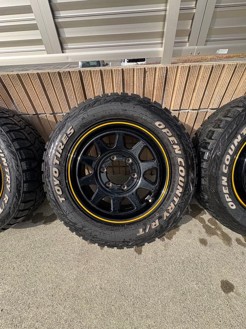 ハイエース　6穴　デイトナ16インチ　オープンカントリー