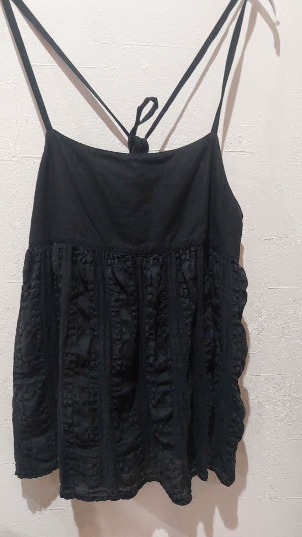 nest Robe　シアサッカーキャミブラウス