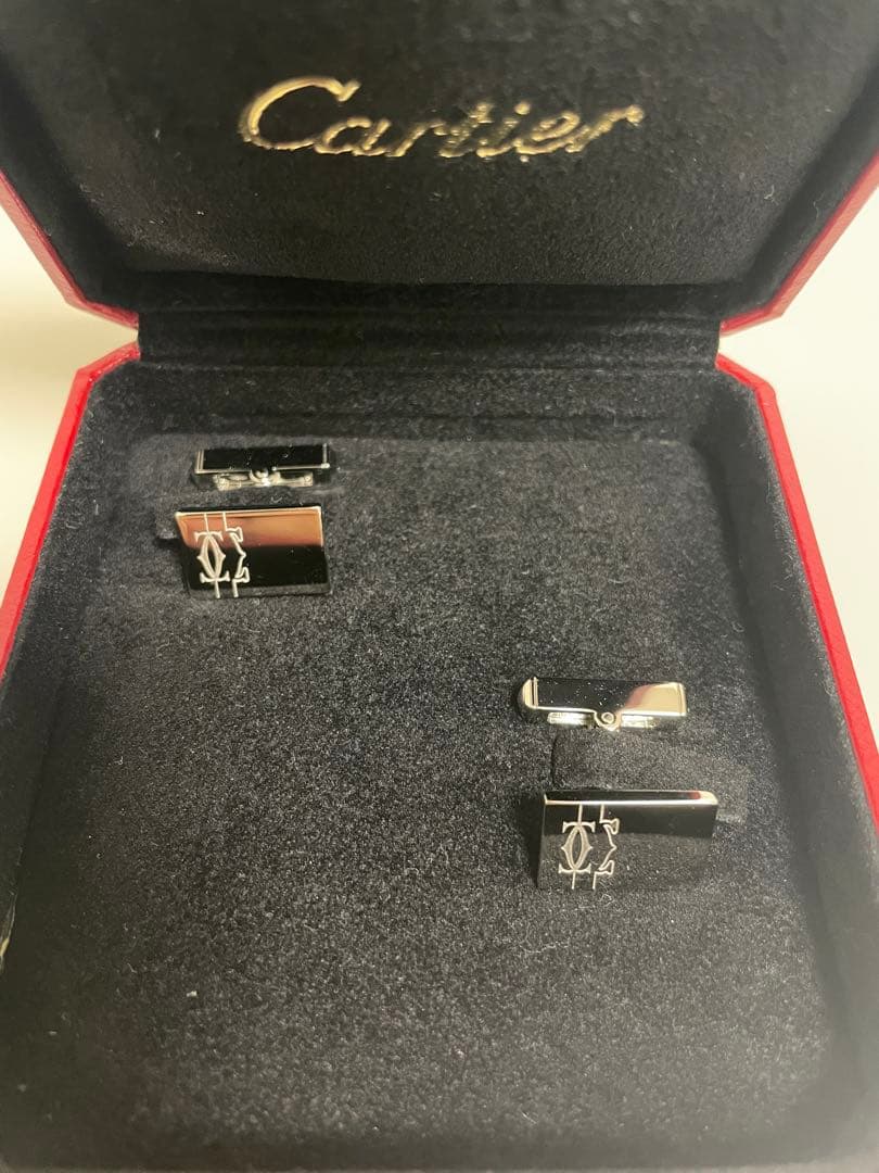 新品未使用　カルティエ　カフス