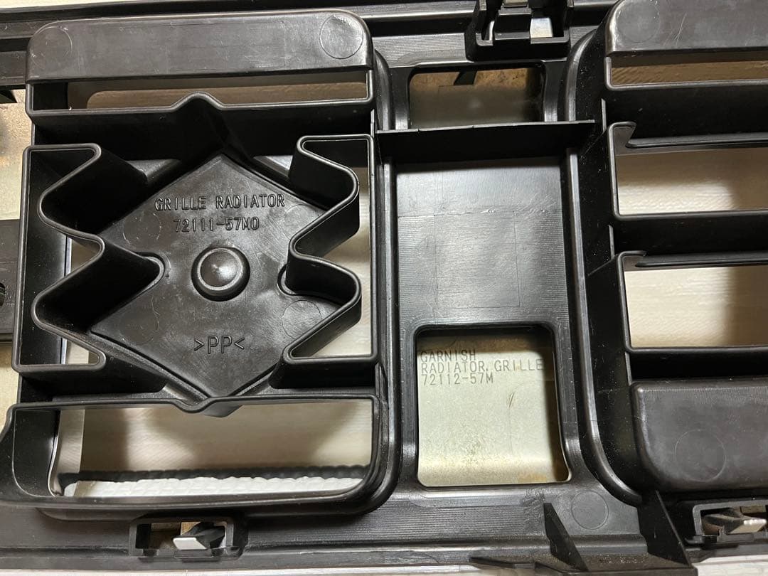 JB23 10型 ジムニー フロントグリル ランドベンチャー