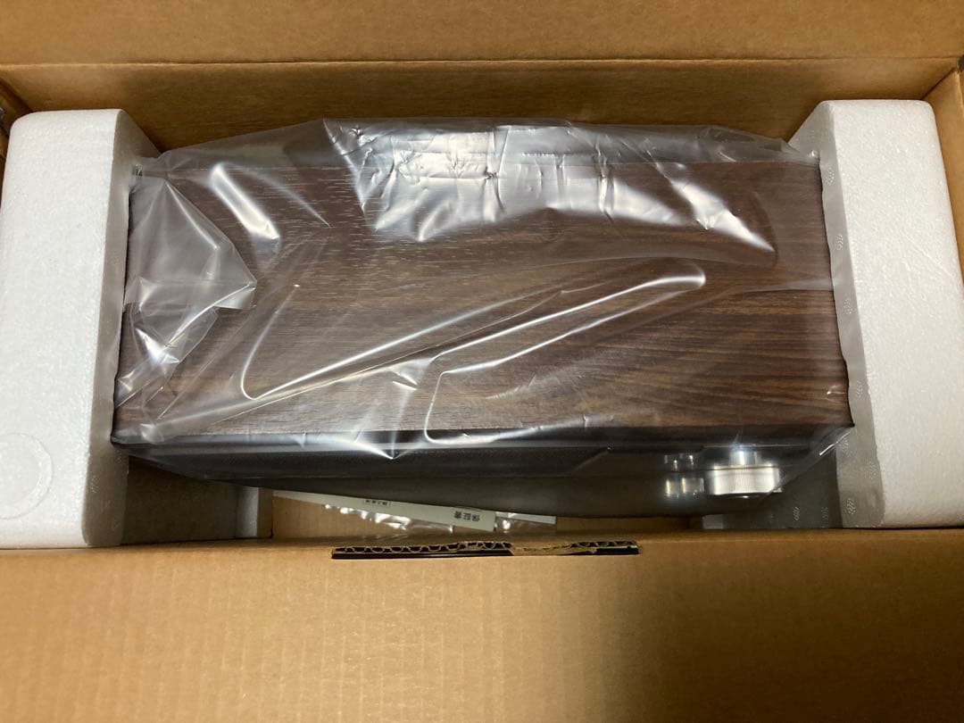 新品未使用　SONY ICF-9740 FM/AM 2バンドラジオ