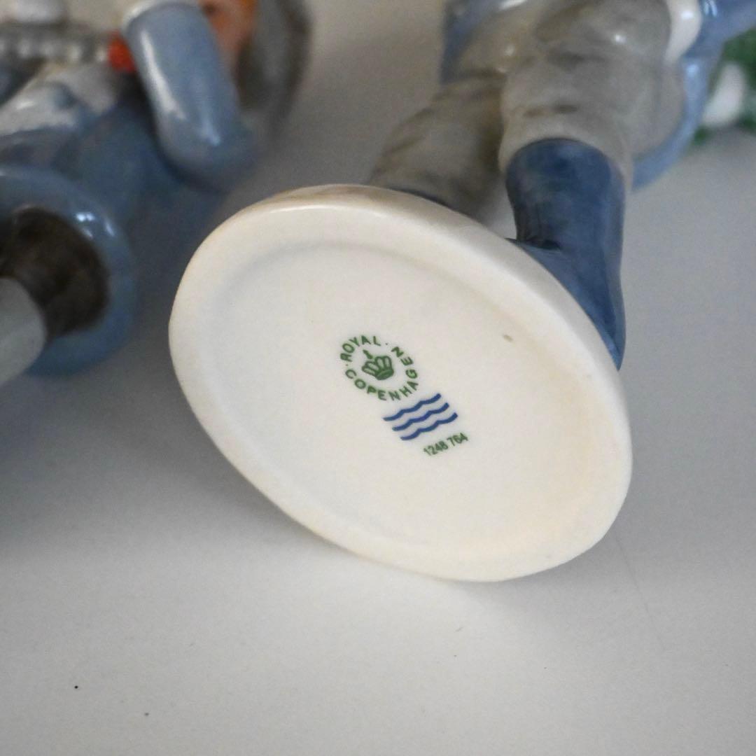 d*3様 ロイヤルコペンハーゲン フィギュリン 2004 少年と少女 2点セット