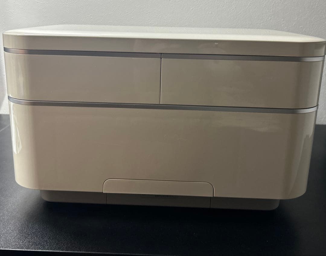 サキナ スチーム美顔器 ホワイト コンパクト