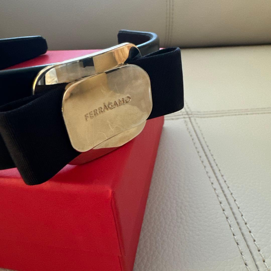 FERRAGAMO ヘアバンド 黒 Made in Italy