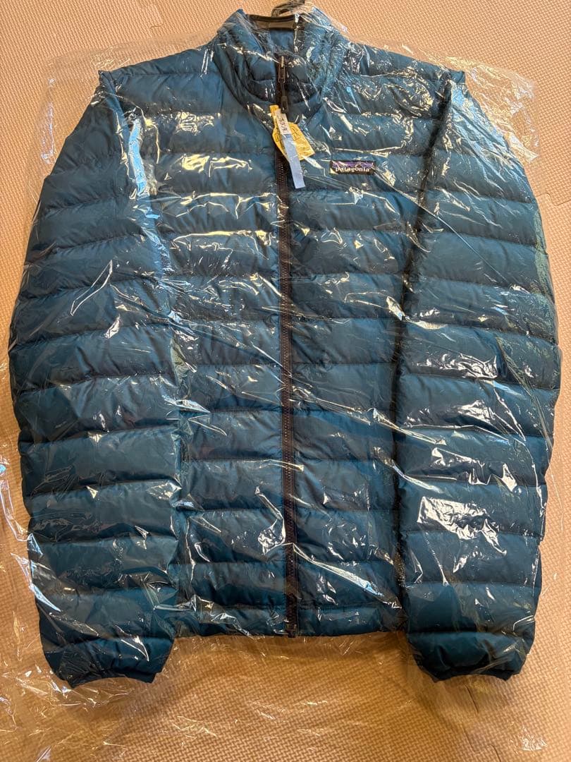 最終お値下げ　パタゴニア ダウンジャケット XS