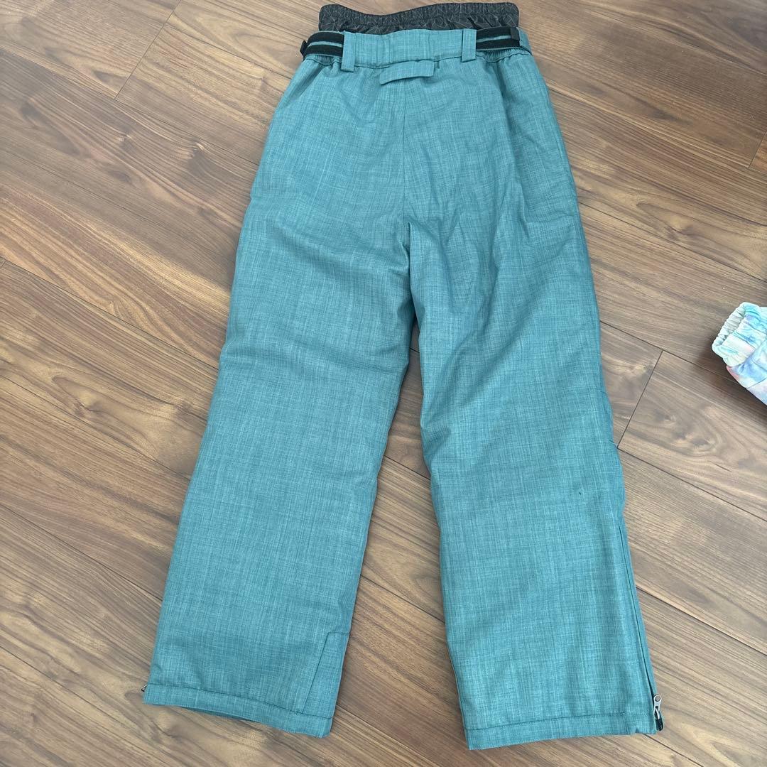 ICEPEARLスノーボードウェア スキーウェア　上下　セット　雪遊び　150