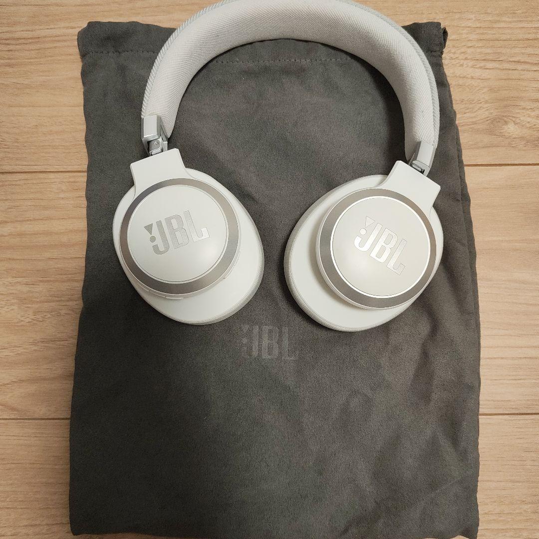 JBL　LIVE770NC ワイヤレスヘッドホン ホワイト 収納袋付き