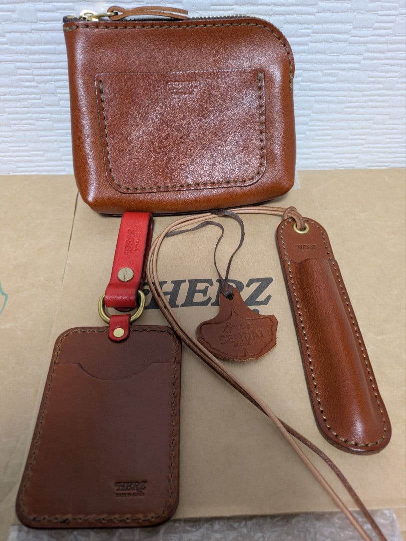 年末限定値下げ　HERZ小物4点セット