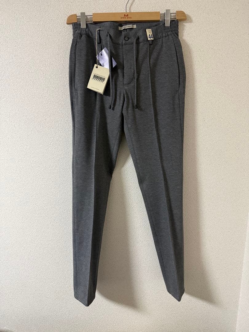 ジャブスアルキビオ　マサッチョ　44 グレー