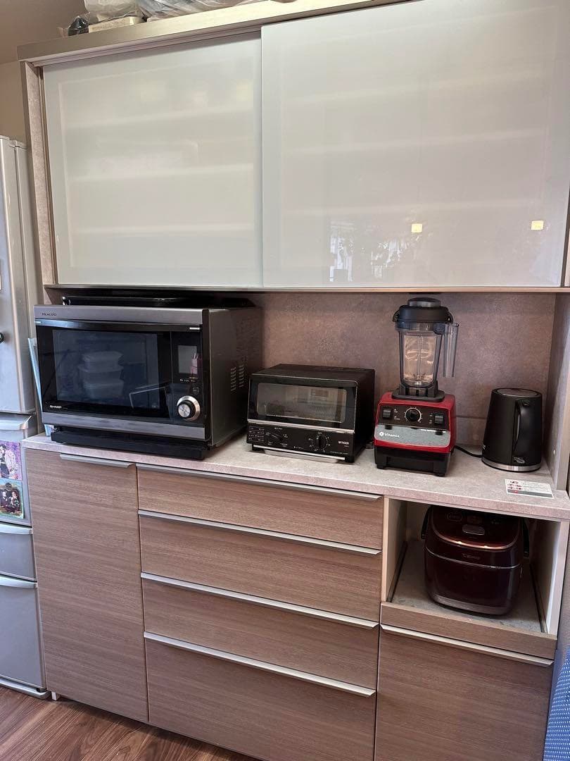 パモウナ製キッチンボード（食器棚）　大塚家具　横幅150cm