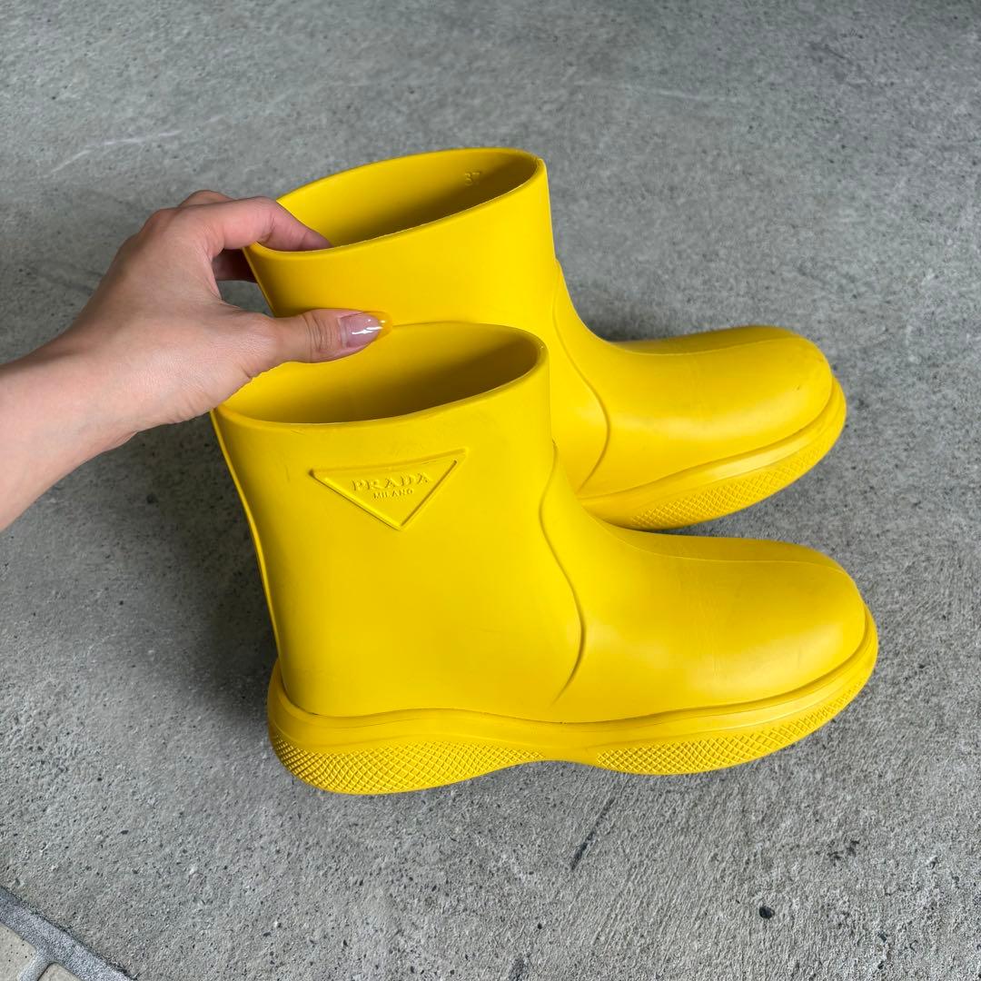 PRADA イエロー レインブーツ