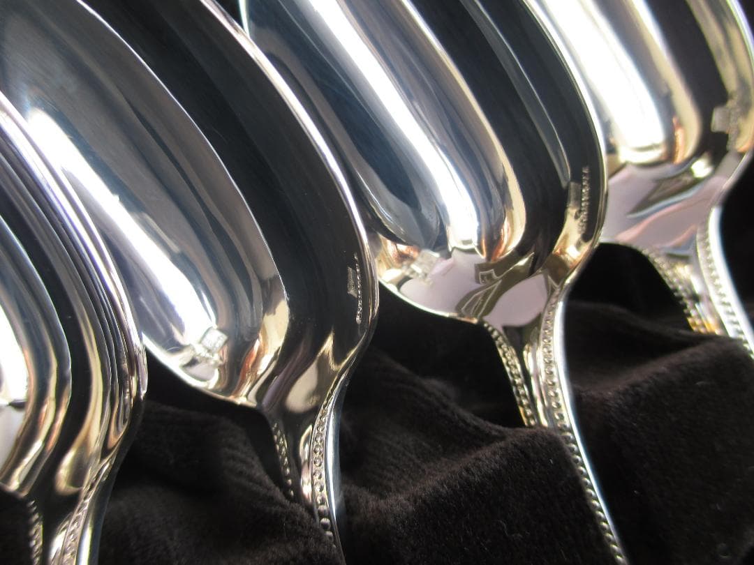 極美品☆高級銀器クリストフルシルバー銀Pカトラリー１２本　人気のパール　収納箱付