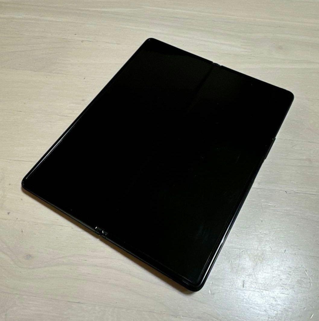 Galaxy Z fold 2 simフリー 海外版