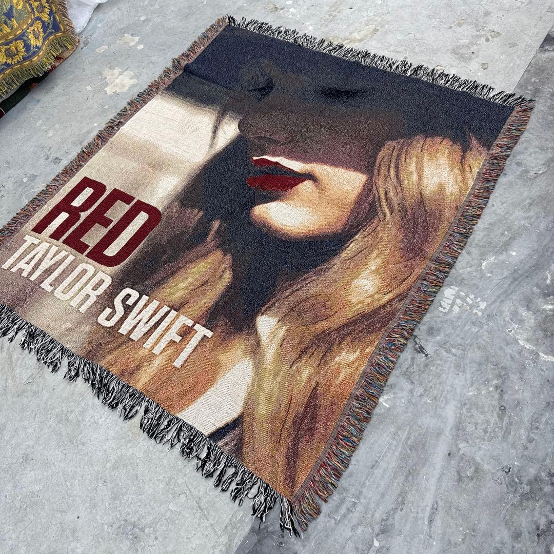 テイラースウィフト RED マルチカバー　ソファーカバー　ラグ　161x135
