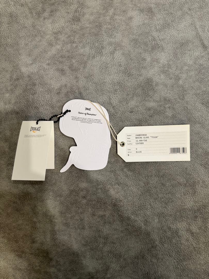 BEDWIN × EVERLAST BOXING GLOVE TYSON