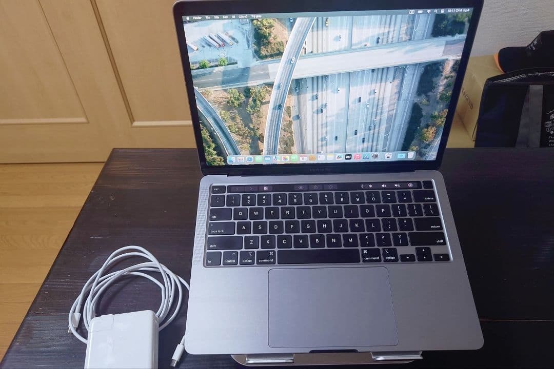 MacBook Pro 2020 13インチ 512GB