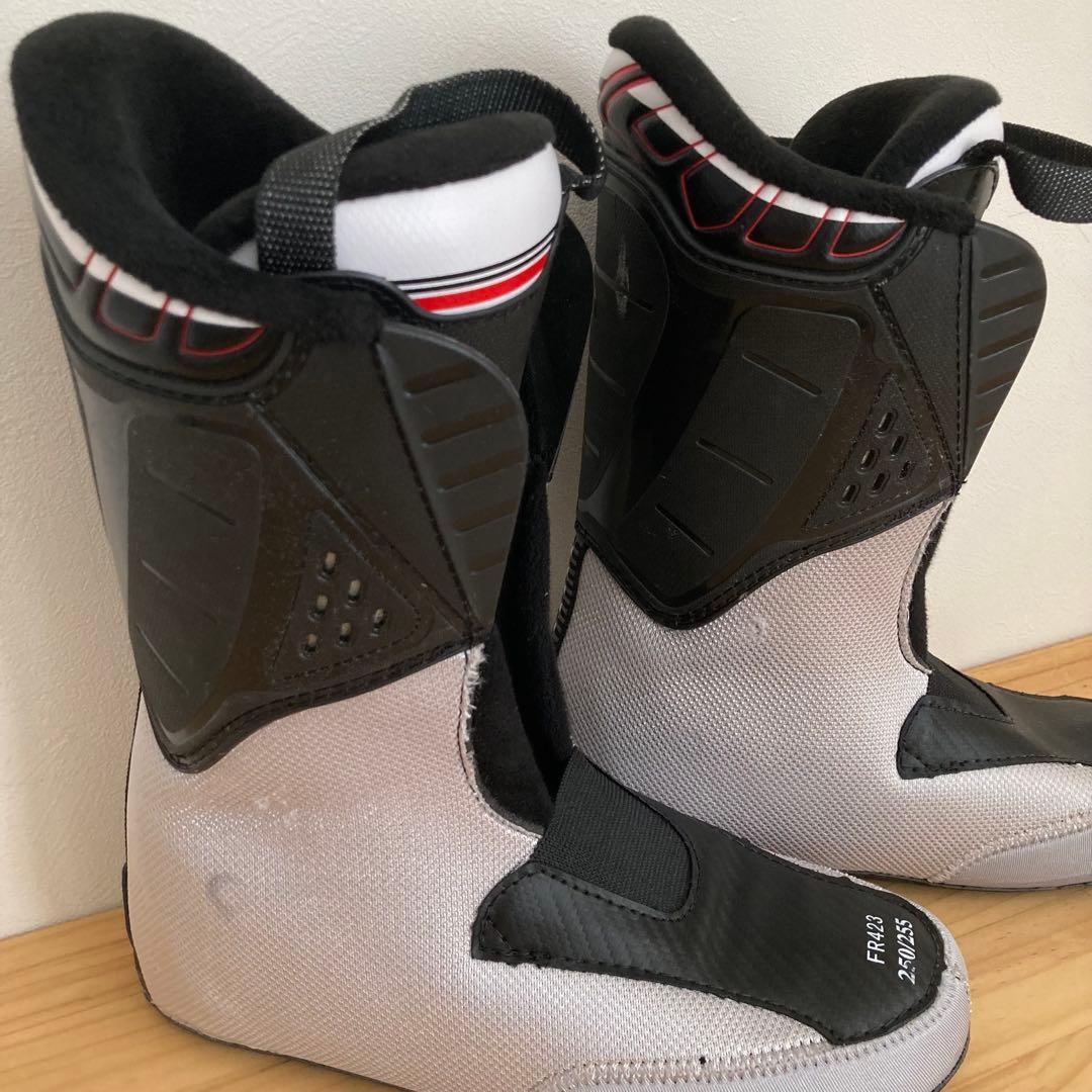 ヘッド　スキー靴　25.0-25.5cm ブーツ 男性用 黒/白/赤