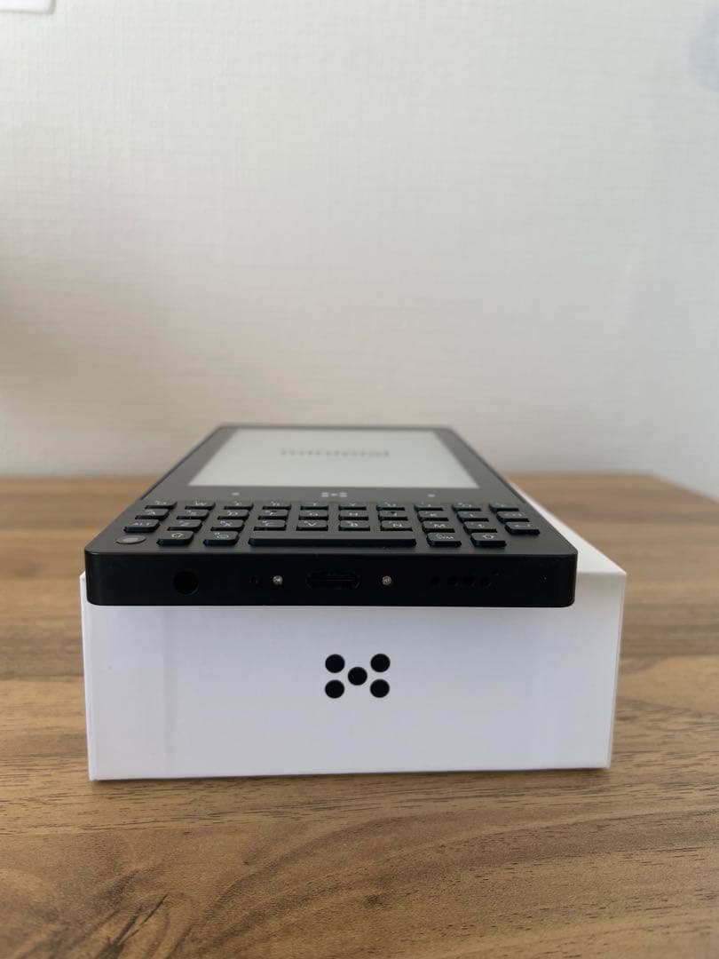 スマートフォン本体 Minimal Phone 8GB/256GB Onyx